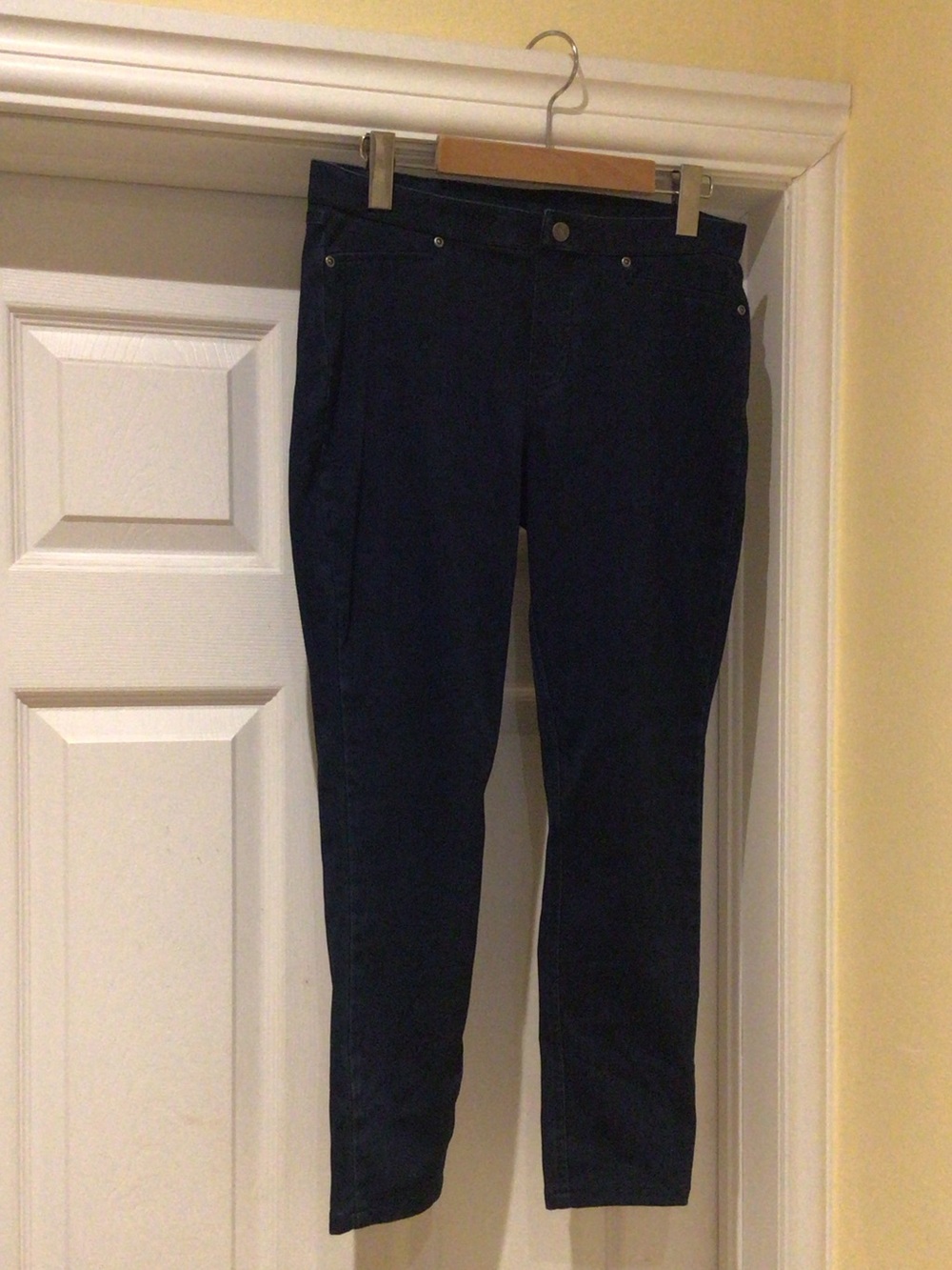 Stretch Hue Navy Jeggins